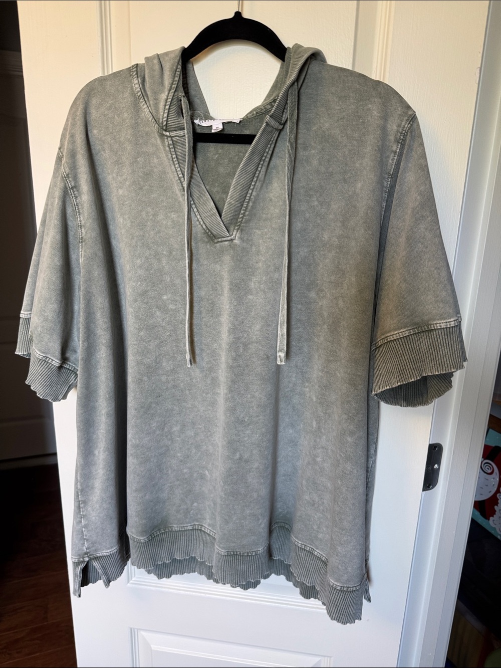 Jane and Delancey Mineral Washed Green Short-Sleeve Hoodie